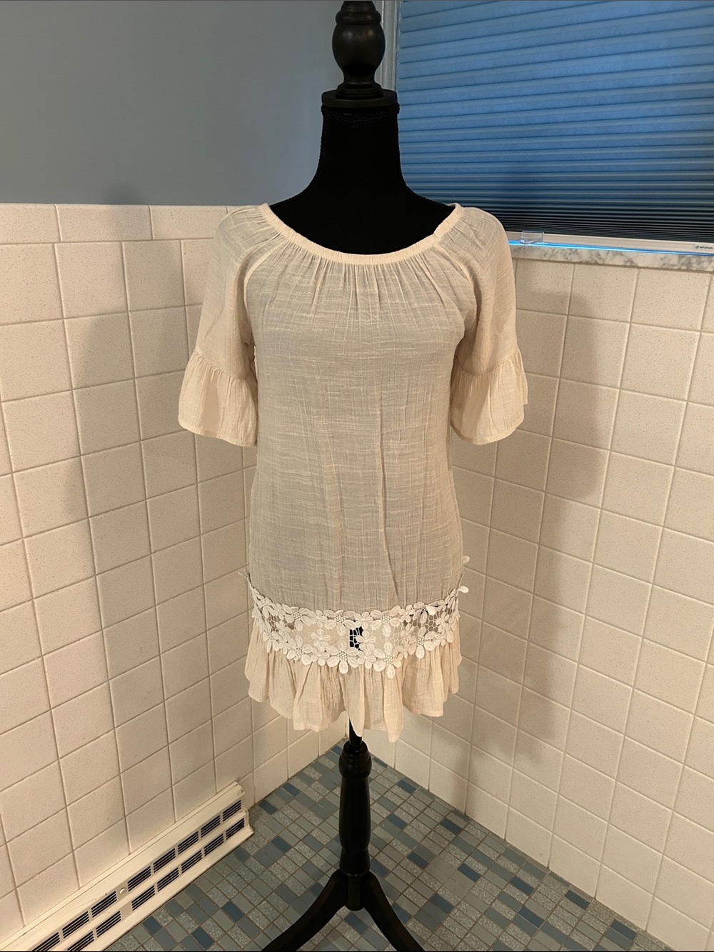 Women’s Cream Lace-Trim Peasant Dress